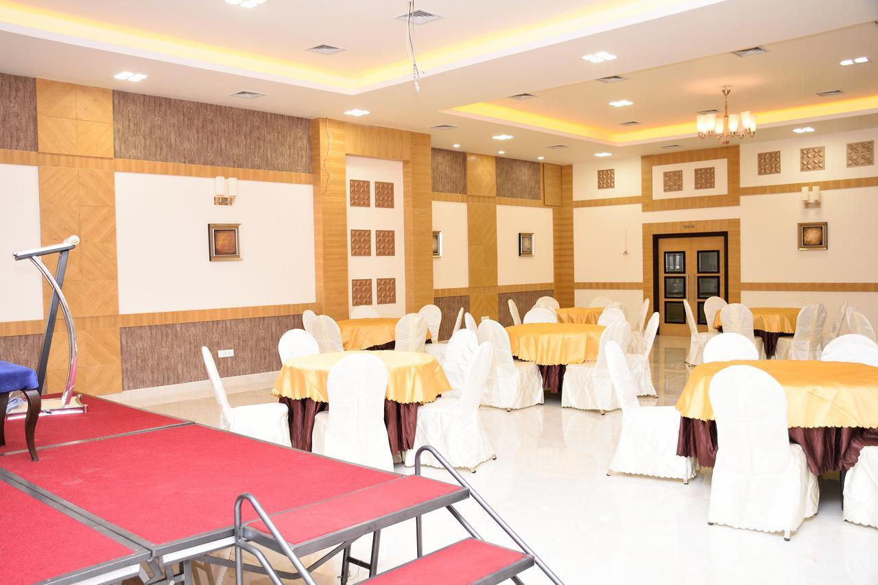 Hotel Laya Inn Ariyalur Екстер'єр фото