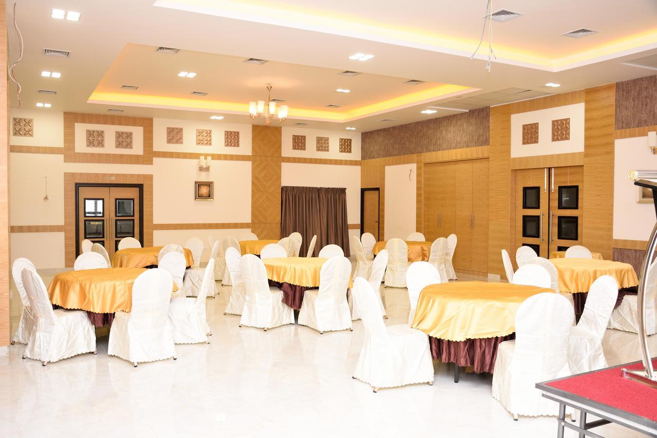 Hotel Laya Inn Ariyalur Екстер'єр фото