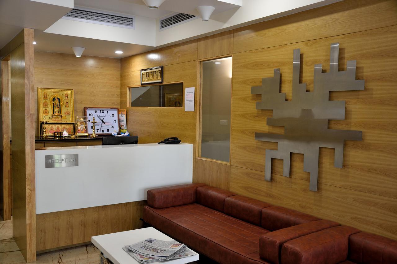 Hotel Laya Inn Ariyalur Екстер'єр фото