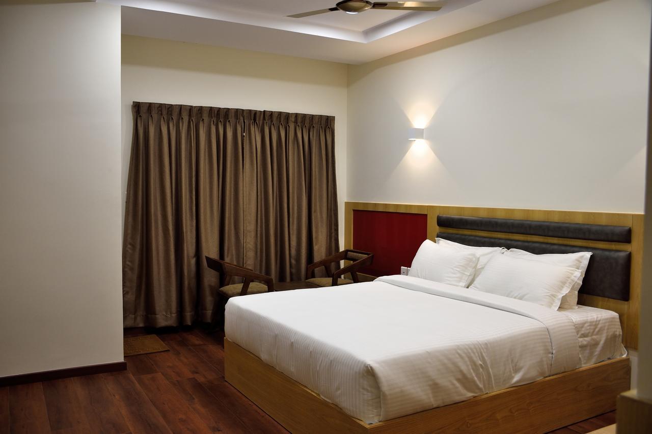 Hotel Laya Inn Ariyalur Екстер'єр фото